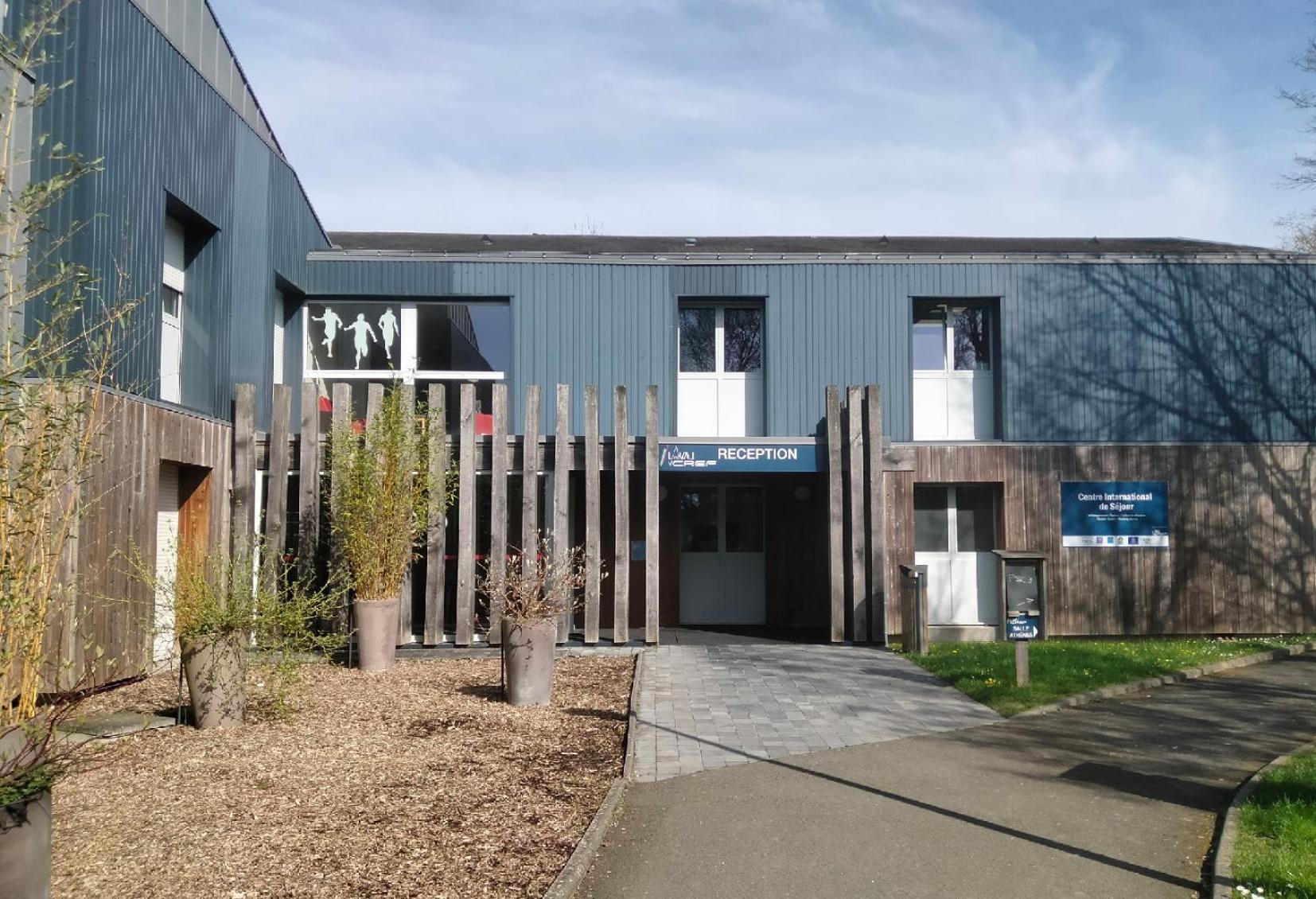 Centre International De Sejour Hostel Laval  Exterior photo